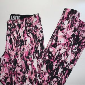 Nike training leggings